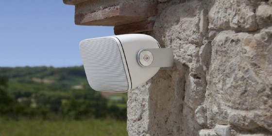 ��� ������� �������� Bowers & Wilkins AM1