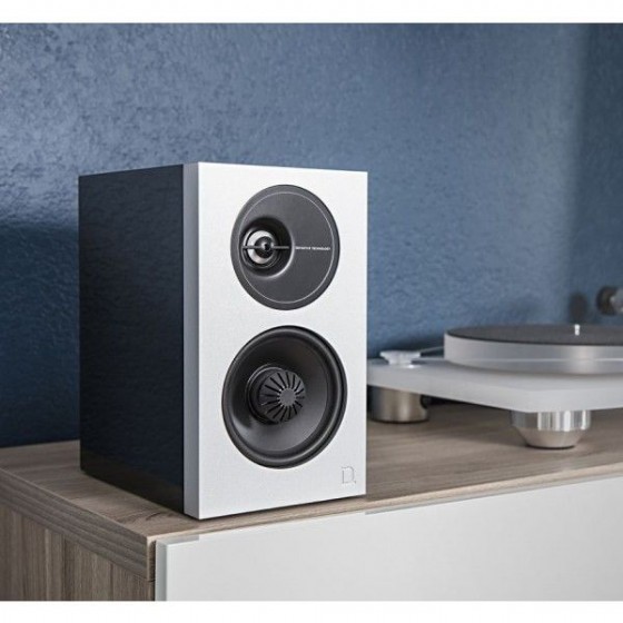 ��� ������� ������ Definitive Technology DEMAND SERIES D9