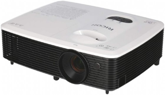 ���� HD ������ RICOH PJX2440 ����� ���� 3000 �����