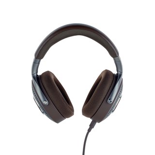 Focal Hadenys - ������� ������ ����������� ������ �����